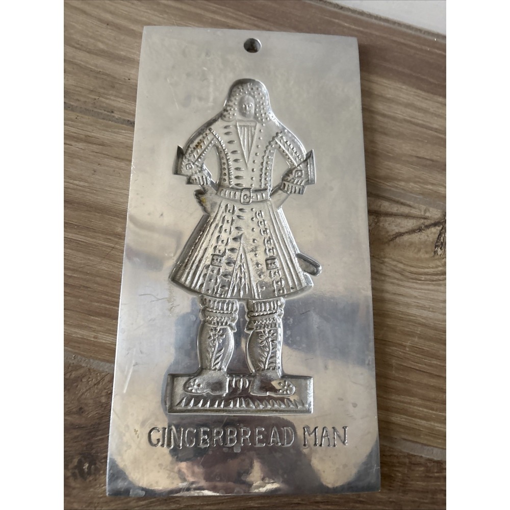 Williamsburg Gingerbread Man Mold ~ Bake Shop‎ Reproduction Christmas Cookie 11"